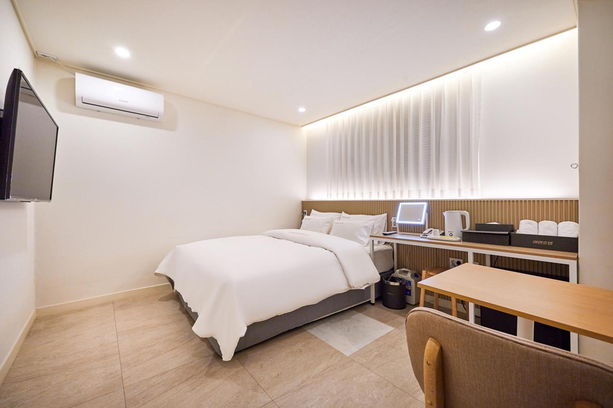 Urban Hotel Pyeongtaek Exteriör bild