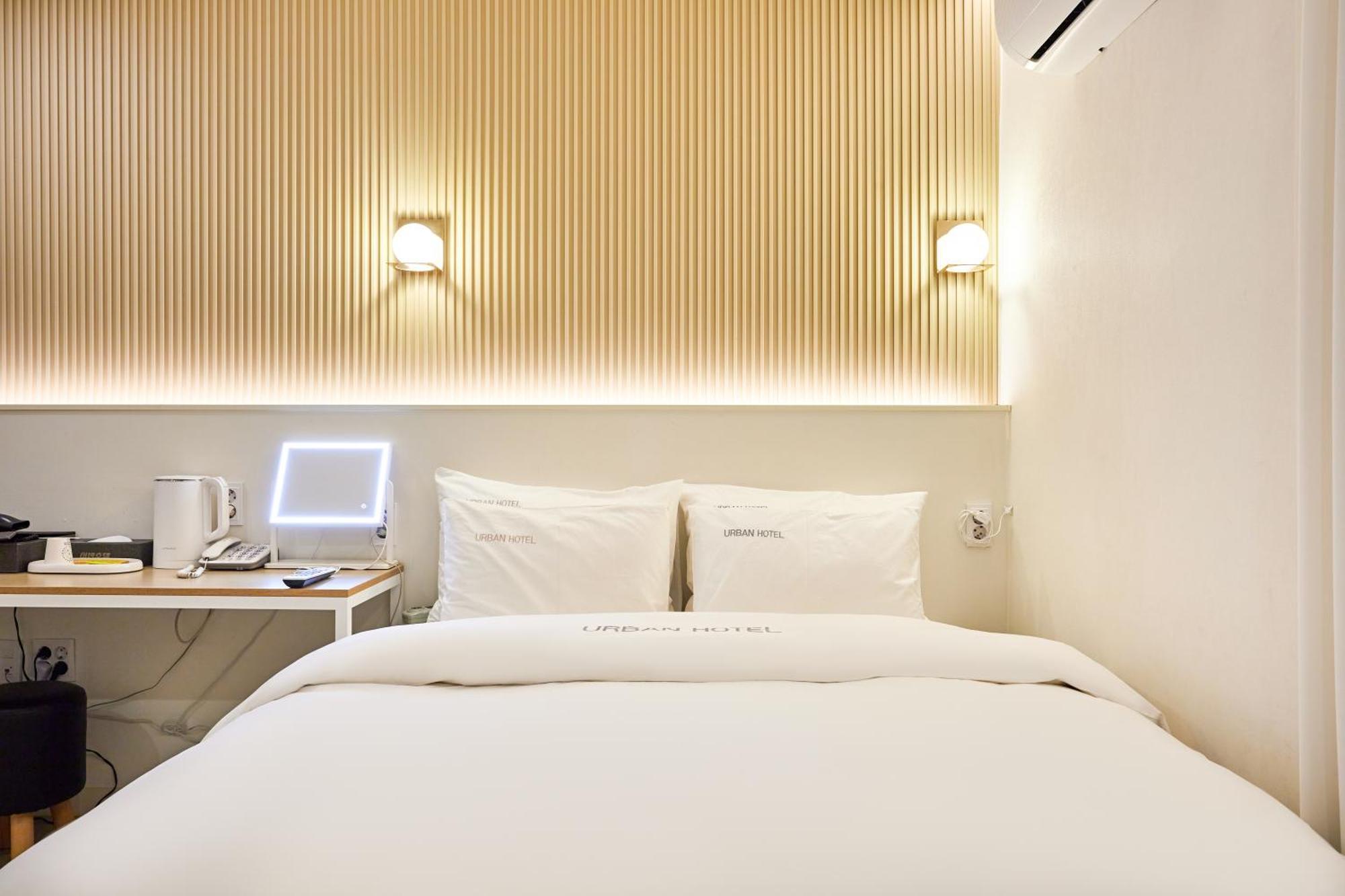 Urban Hotel Pyeongtaek Exteriör bild